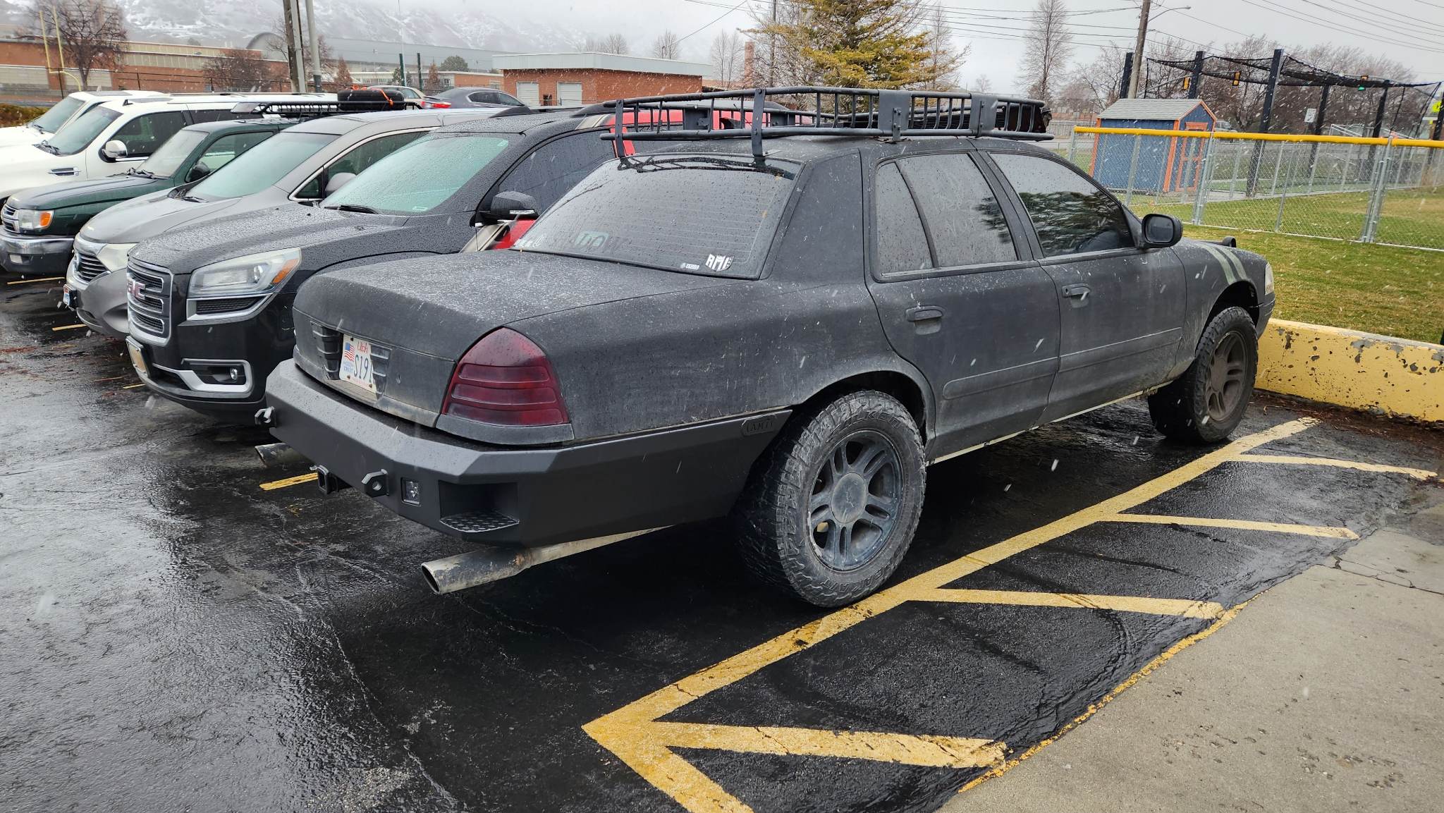 Crown victoria deals rear bumper guard